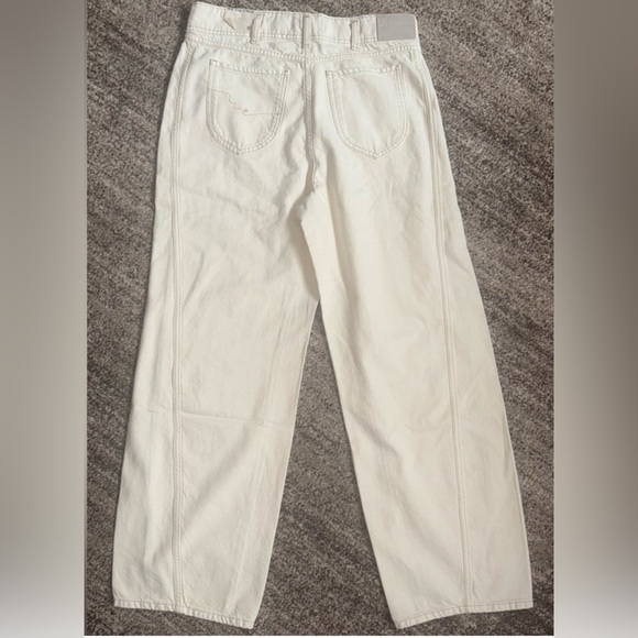 FREE PEOPLE WE THE FREE ASTER
SEAMED RELAXED STRAIGHT LEG JEANS
SIZE 29 CREAM - Picture 12 of 13